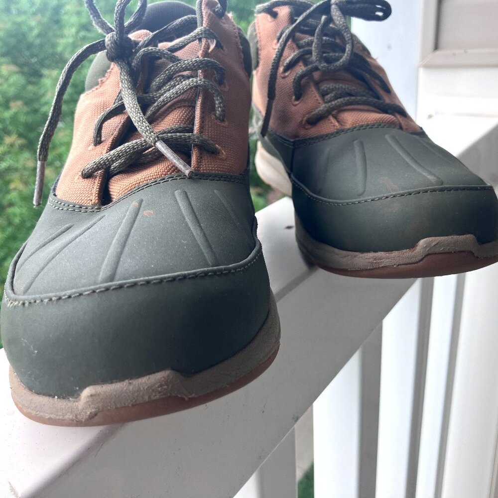 Columbia Mens Waterproof Boots Size 8.5,  Casual, Dress, Hiking pre owned